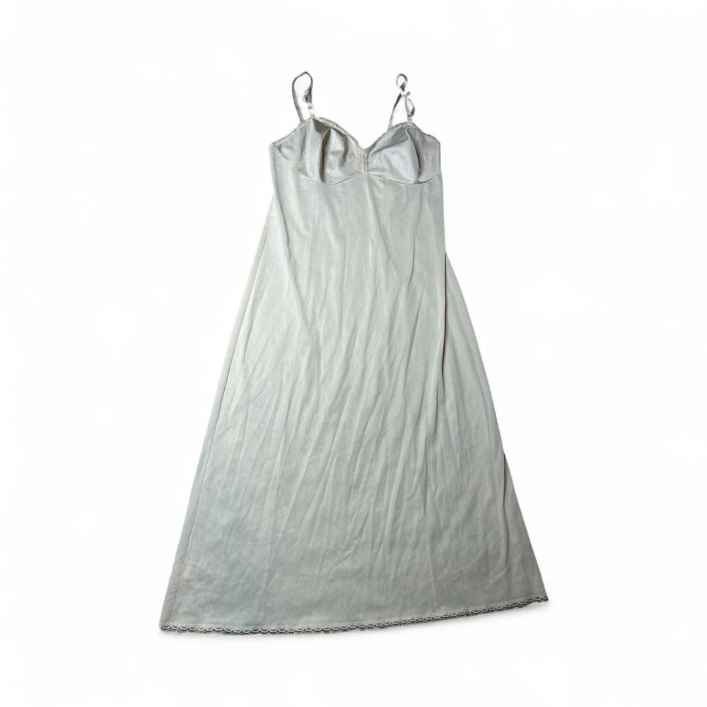 VTG Vanity Fair Long Slip size 34 Elegant Cream Lace Trim Grandma style Y2K